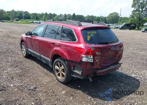 2013 Subaru Outback 2.5I Premium z USA, uszkodzony, nr VIN 4S4BRBCC9D3300765